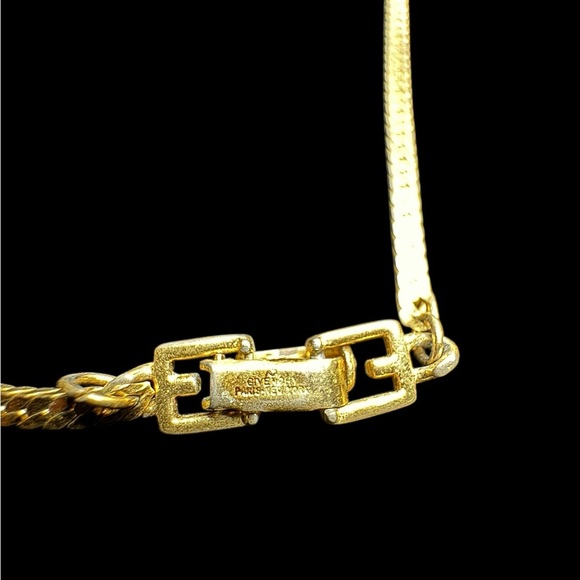 Givenchy Vintage Gold Tone Necklace Choker - Picture 5 of 5